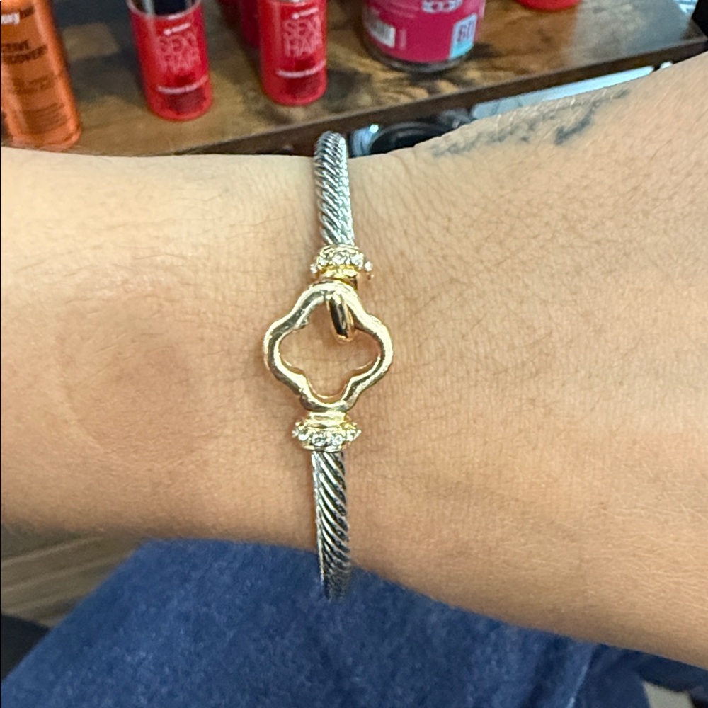 Elegant Gold and Silver Women's Bracelet